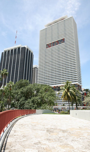 50 Biscayne