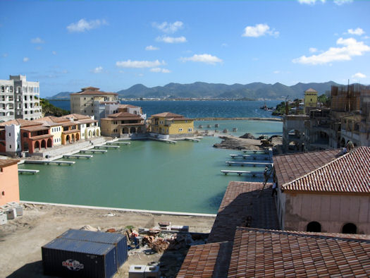 Porto Cupecoy