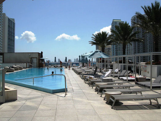 Infinity Pool at the Epic Residences & Hotel
