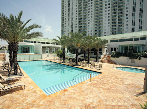 Peninsula II pool