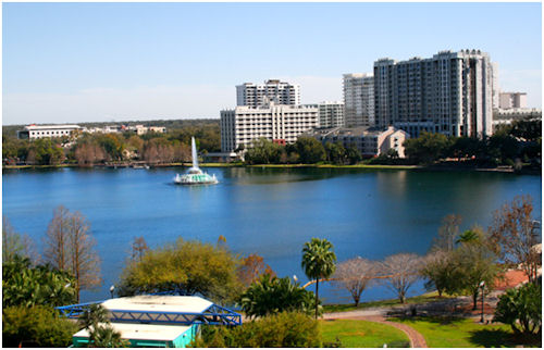 Vue at Lake Eola