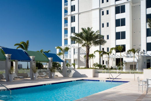 Water's Edge, pool deck