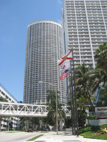 opera tower condos